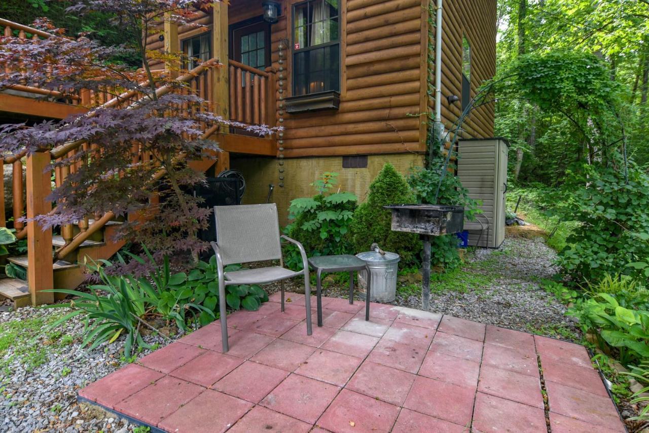 Permanent Vacation-Private Honeymoon Cabin With Hot Tub سيفيرفيل المظهر الخارجي الصورة
