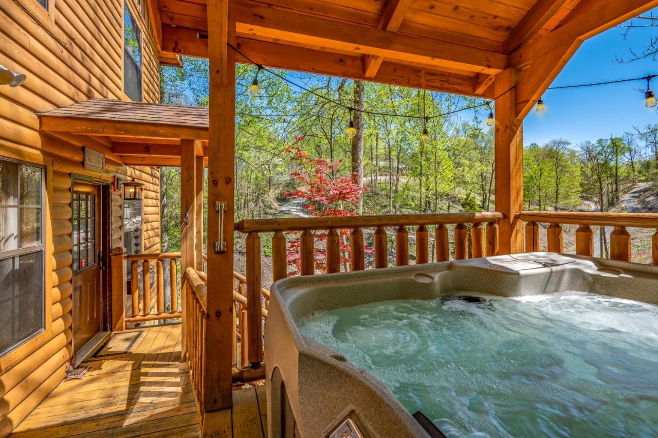 Permanent Vacation-Private Honeymoon Cabin With Hot Tub سيفيرفيل المظهر الخارجي الصورة